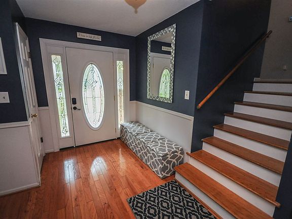 4th image of 3021 Shamrock St S