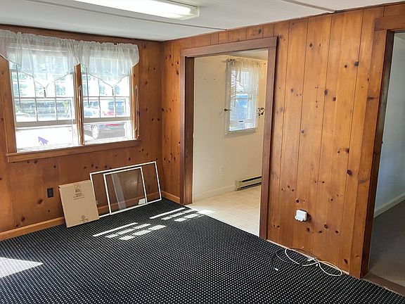 4th image of 37-37A Beach Hills Rd