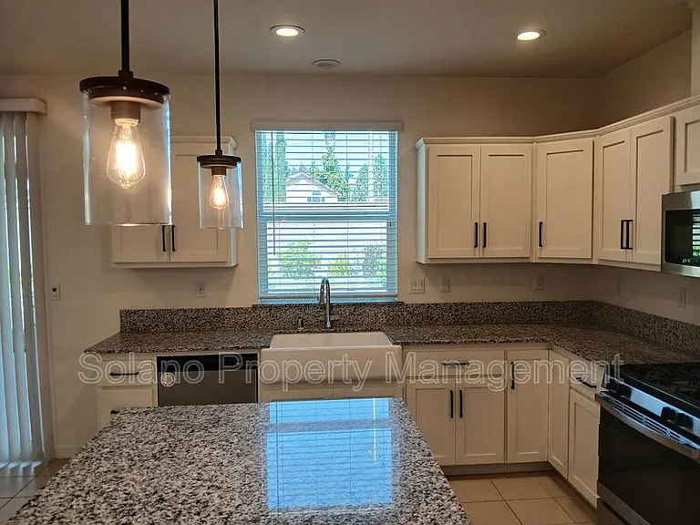 1284 Warmth Ct — Photo 6