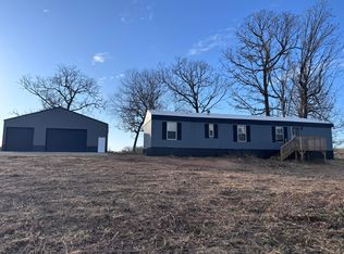 1461 Quail Spur, Crane, MO 65633
