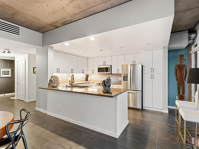 1080 Park Blvd #1702 — Photo 30