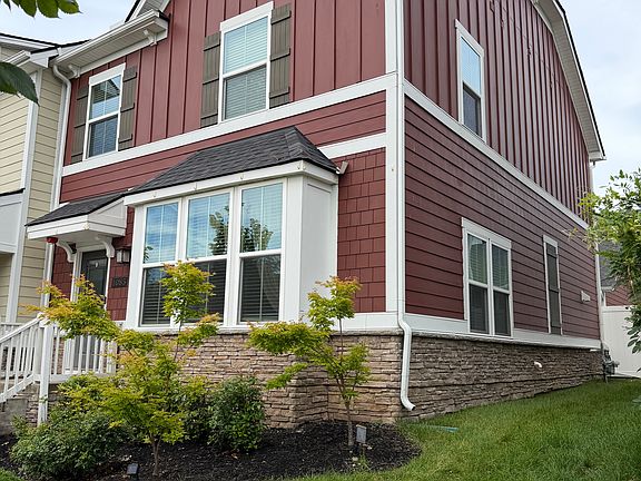 2nd image of 1085 Oglethorpe Dr