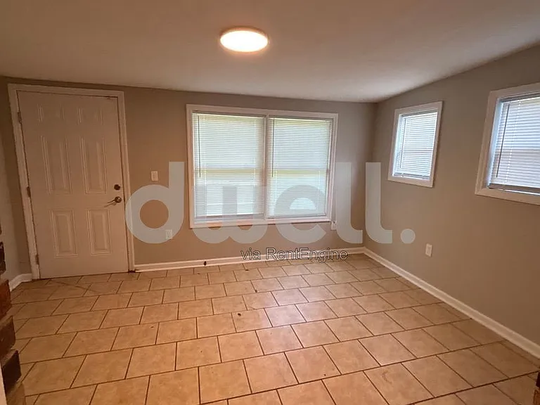2445 Yates Dr — Photo 9