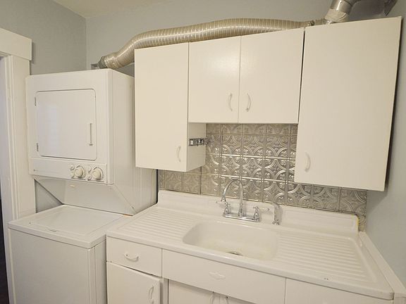 4th image of 189 Pearl St #1R
