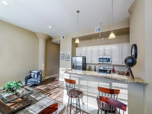 Lofts 34 List — Photo 23