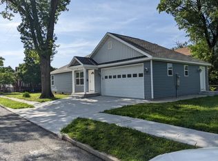 521 W Austin St, Webb City, MO 64870