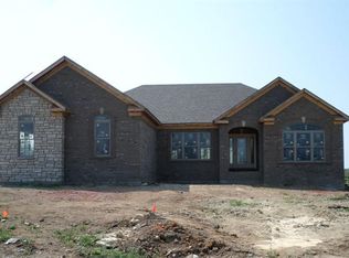 409 Hawthorne Dr, Nicholasville, KY 40356