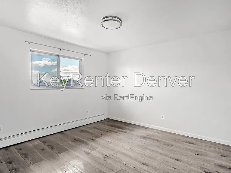 7956 Patricia Dr — Photo 9