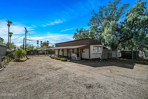 2055 W Gregory St Photo 1