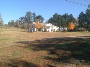 553 Sandy Plains Rd, Tryon, NC 28782