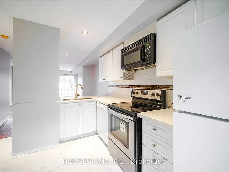 80 Strathaven Dr #21 — Photo 8