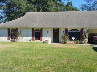 310 Martin Oaks Dr, Lafayette, LA 70501
