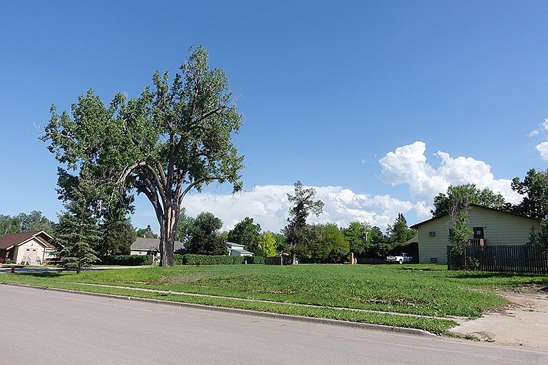 1st image of 1139 Ames Ave