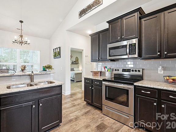 5th image of 7162 Barleywood Dr