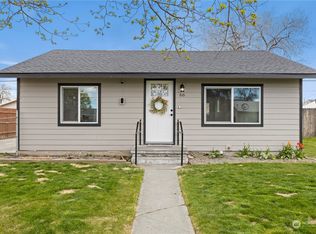 66 F St NE, Ephrata, WA 98823