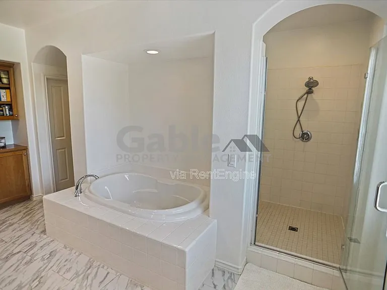 26155 Lone Rock Ct — Photo 16