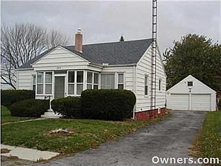 1st image of 364 Thomas St