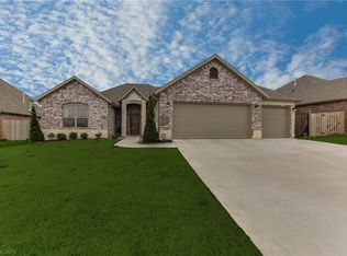 3303 SW Birchton Ave, Bentonville, AR 72712