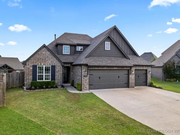 1607 E Roanoke Ct, Broken Arrow, OK 74011