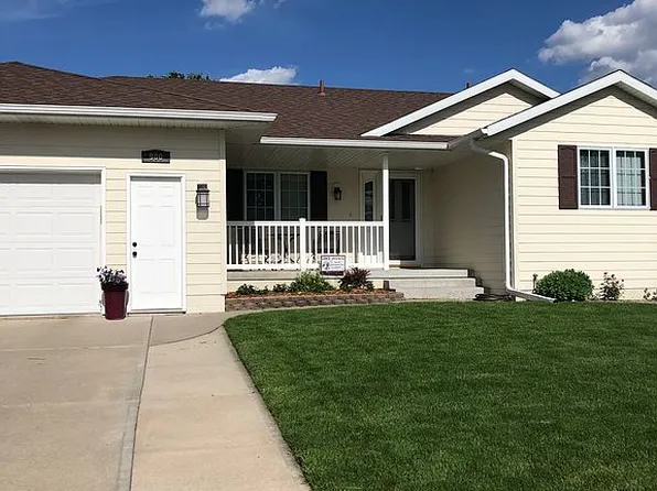 900 Eastridge St, Norfolk, NE 68701