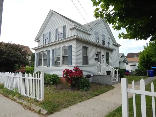 1915 Smith St, North Providence, RI 02911