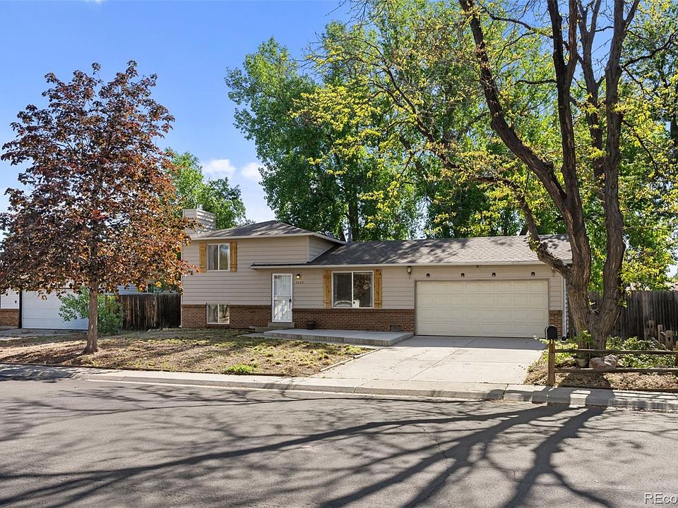 1st image of 3266 S Helena Street