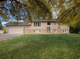 5605 17th St N, Moorhead, MN 56560