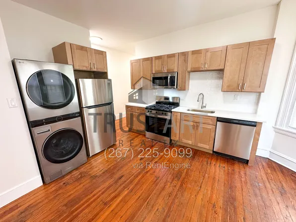 1103 Foulkrod St, Philadelphia, PA