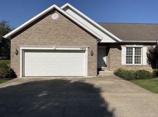 1337 Northwoods Dr, Hillsboro, OH 45133