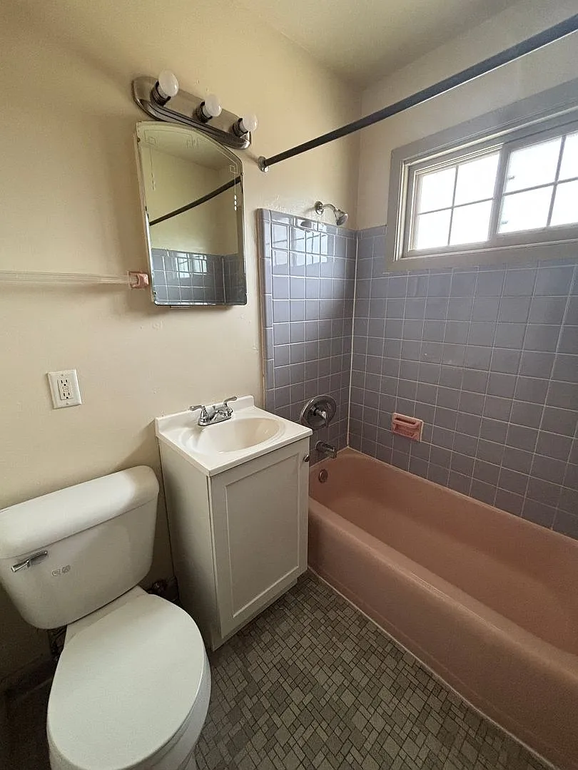 7558 W Nash Street — Photo 3
