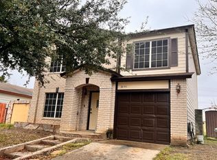 3044 Saint Isaac Loop, Laredo, TX 78046