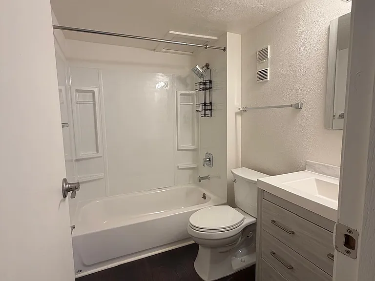 6545 Kalua Rd #202D — Photo 7
