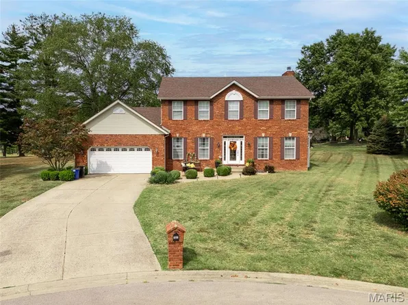 1601 Bermuda Dr, O'Fallon, IL 62269