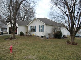 609 Locust St, Lathrop, MO 64465