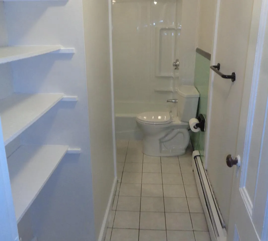 14 Salem St — Photo 3