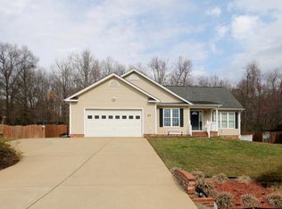 37 Pribble Ln, Fredericksburg, VA 22405
