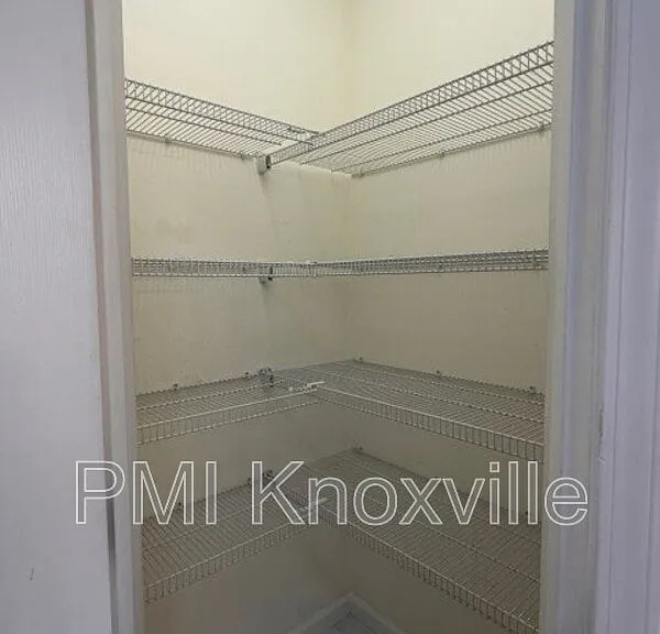 10311 Boston Ln — Photo 6