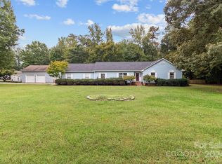 116 Scotland Dr, Mooresville, NC 28115