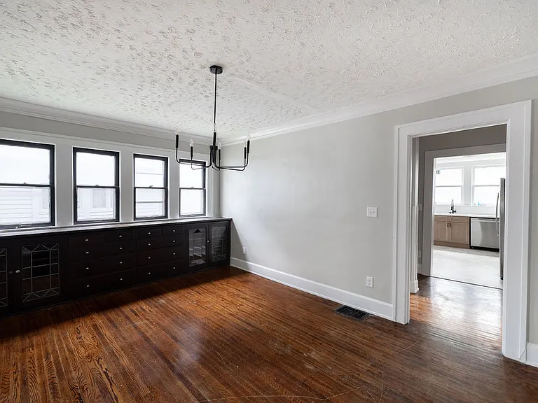 3554 N College Ave — Photo 14