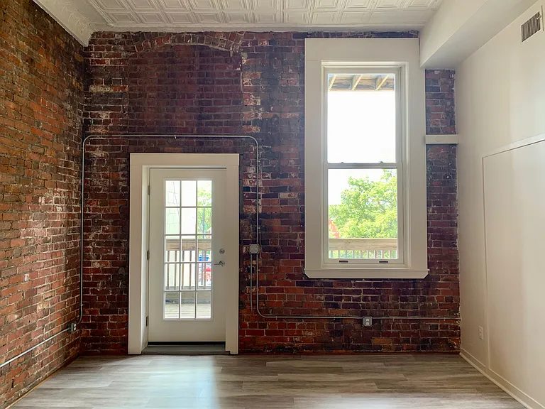 306 S Main St #2A — Photo 12