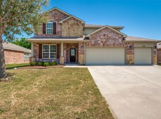 108 Blackforest Rd, Krum, TX 76249
