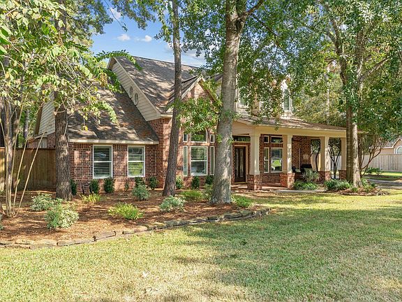 3rd image of 22 Greycrest Pl