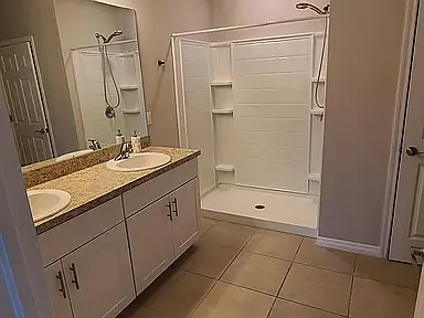 459 Woodman Dr — Photo 5