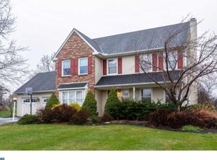 1215 Mega Ln, Gilbertsville, PA 19525