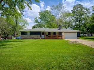 3240 Susan Dr, Decatur, IL 62526