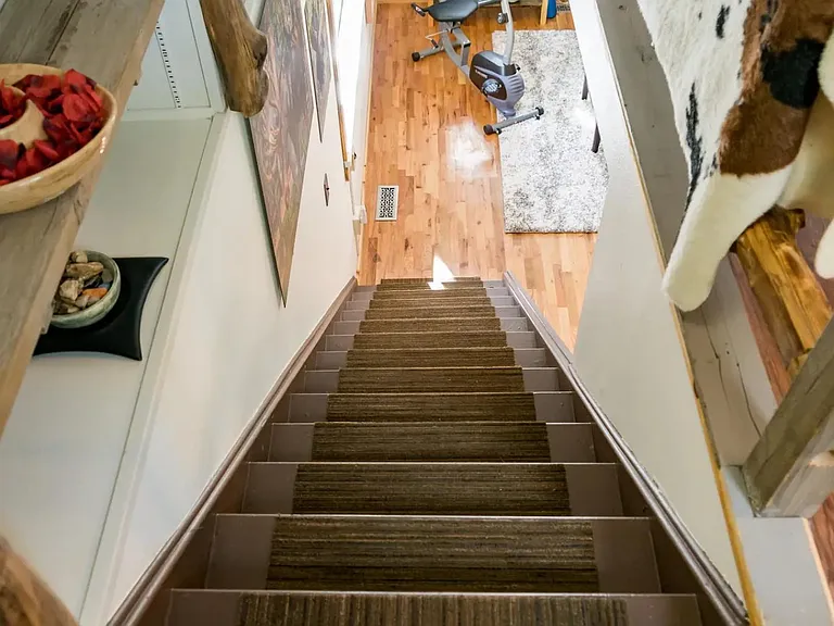 62 Signal Rock Rd — Photo 9
