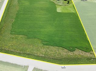 24 112th Ct, Winterset, IA 50273