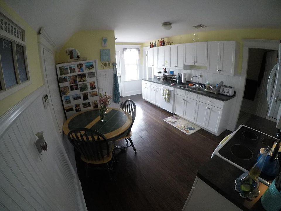 2nd image of 69 Scofield Ave