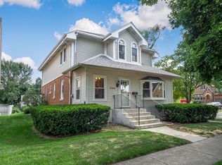 1129 Prairie Ave, Des Plaines, IL 60068