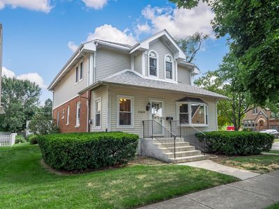 1129 Prairie Ave, Des Plaines, IL, 60068